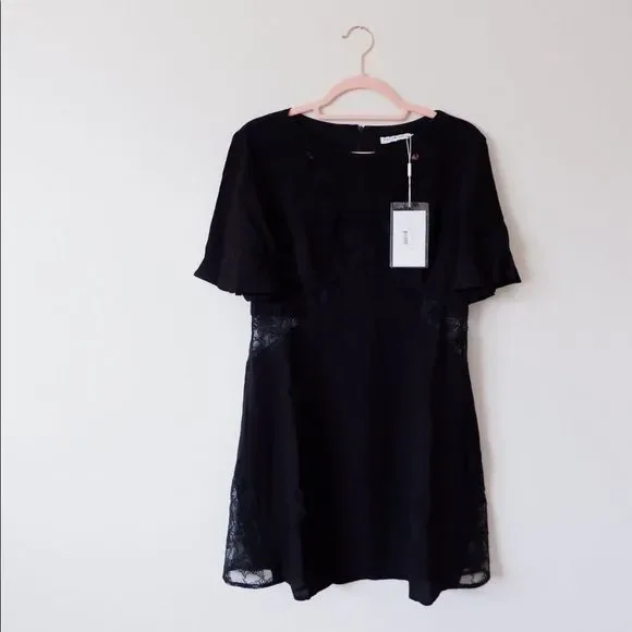 THIRD FORM LOOK IN LACE T DRESS - Picture 2 of 6